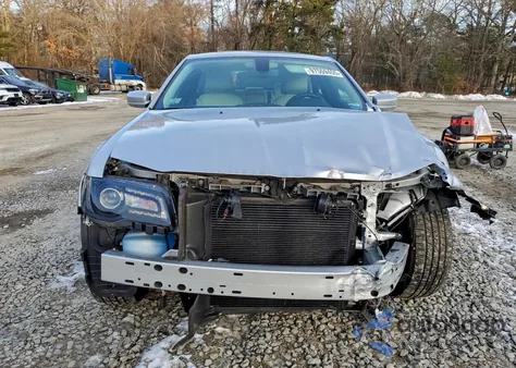 2021 Chrysler 300 Touring из США, поврежденный, VIN 2C3CCARG0MH680160